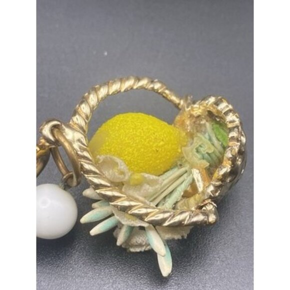 Vtg Glass Bead Charm Bracelet Basket Lemon Flower Novelty Italian or Japan 1950s - Picture 4 of 12